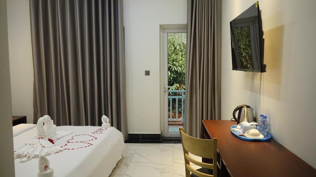 Hotel Sawadee Suorsdei Boutique Kâmpôt Zewnętrze zdjęcie
